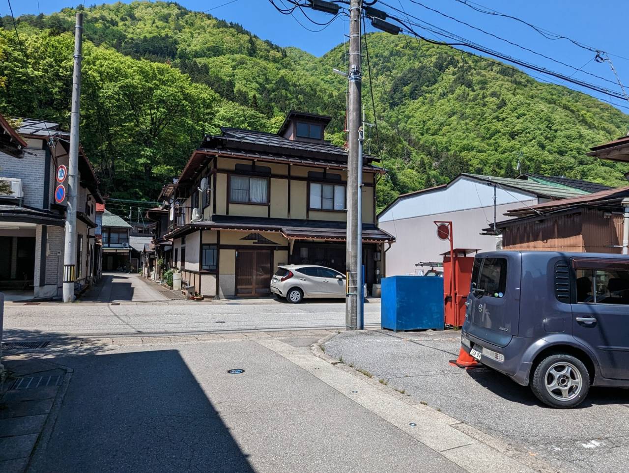 神岡町にて屋根塗装