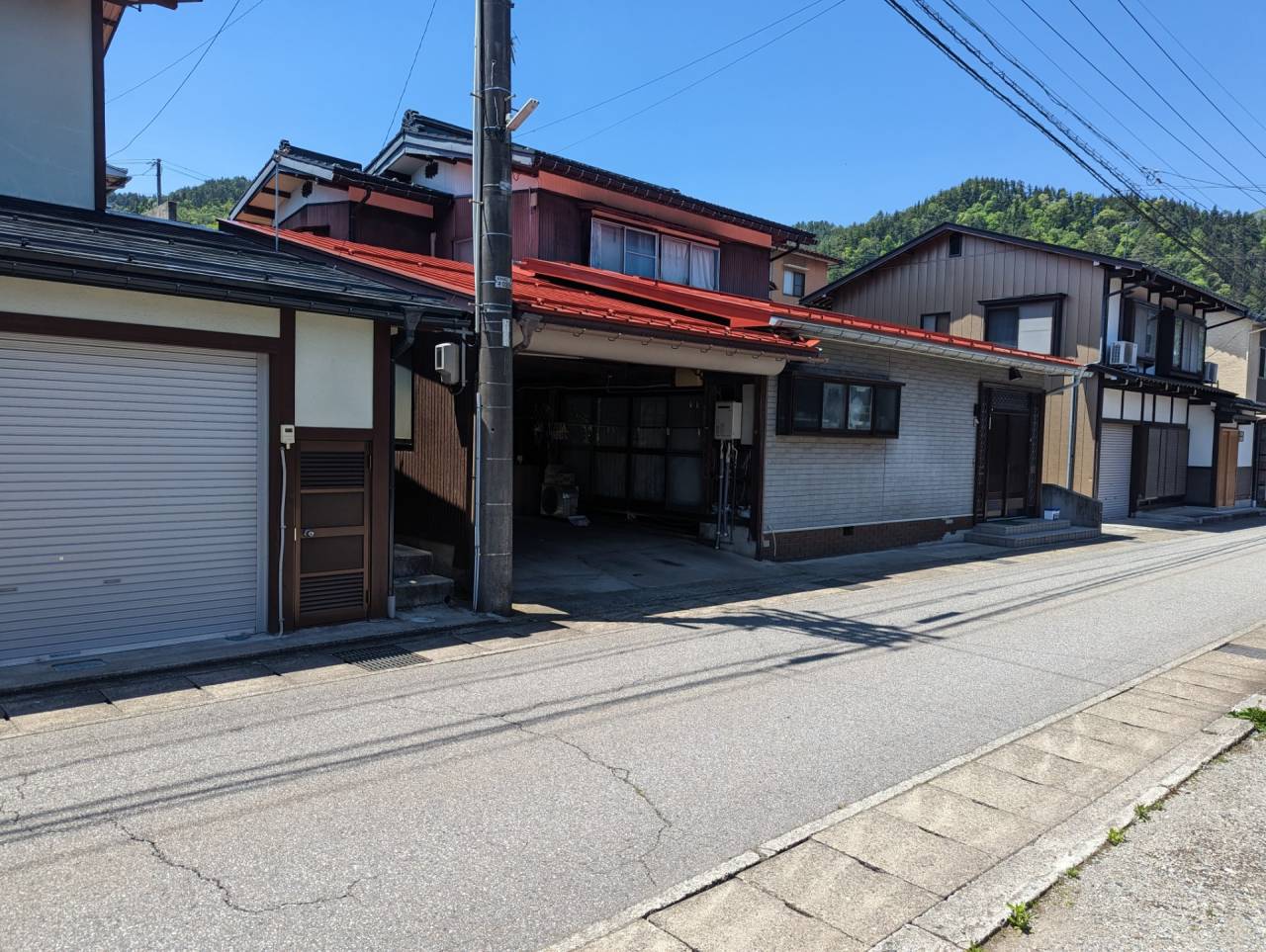 神岡町にて屋根塗装