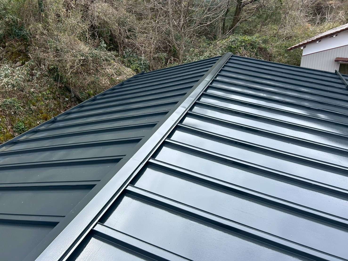 下呂市小川にて屋根塗装