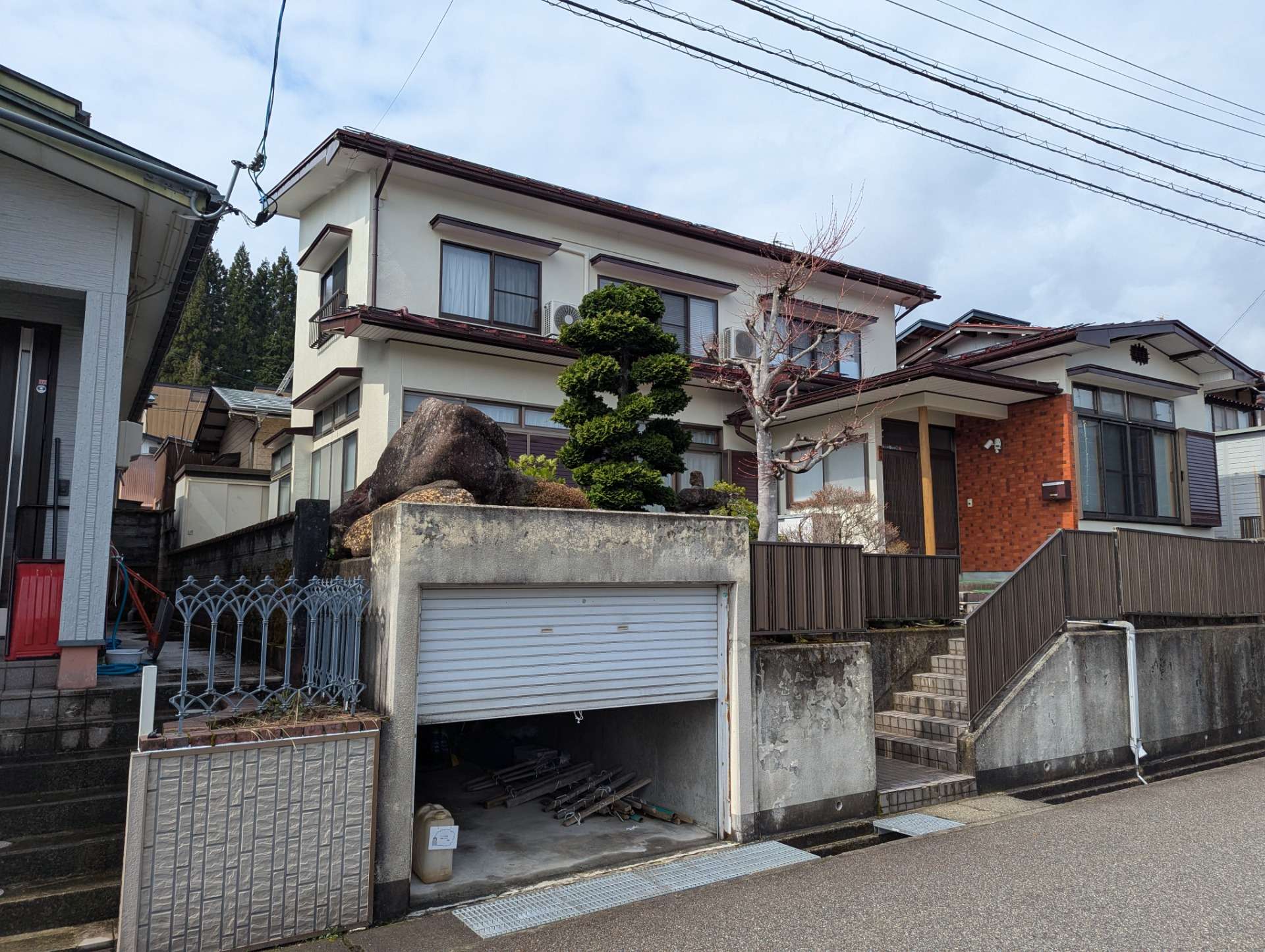 飛騨市神岡町東雲にて外壁塗装工事