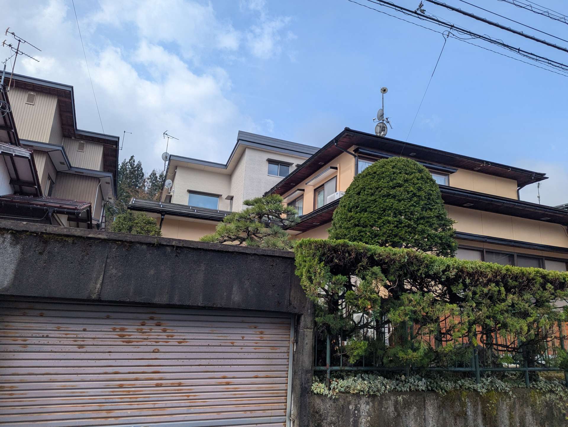 飛騨市神岡町東雲にて外壁塗装工事