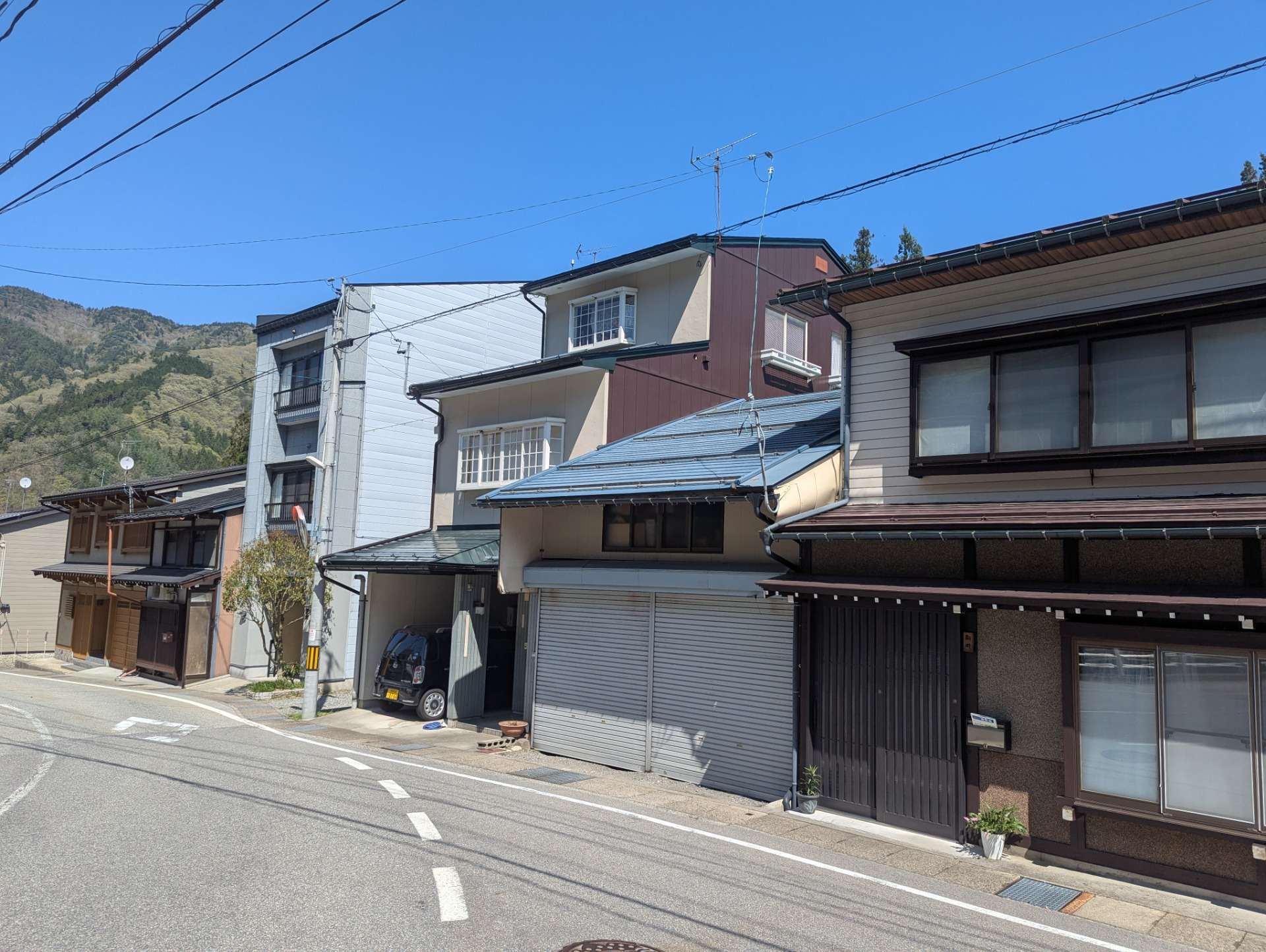 神岡町船津にて外壁塗装工事