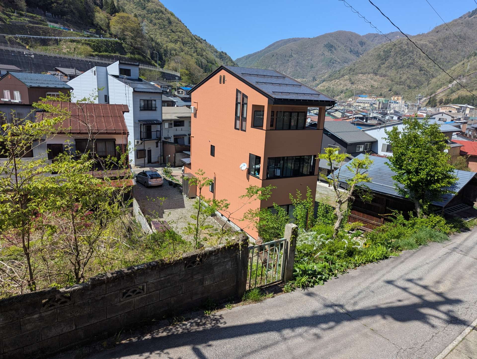 飛騨市神岡町船津にて屋根外壁塗装工事
