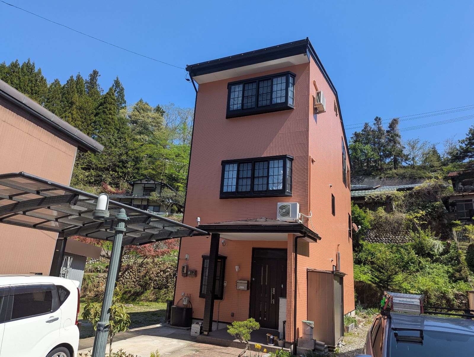 飛騨市神岡町船津にて屋根外壁塗装工事