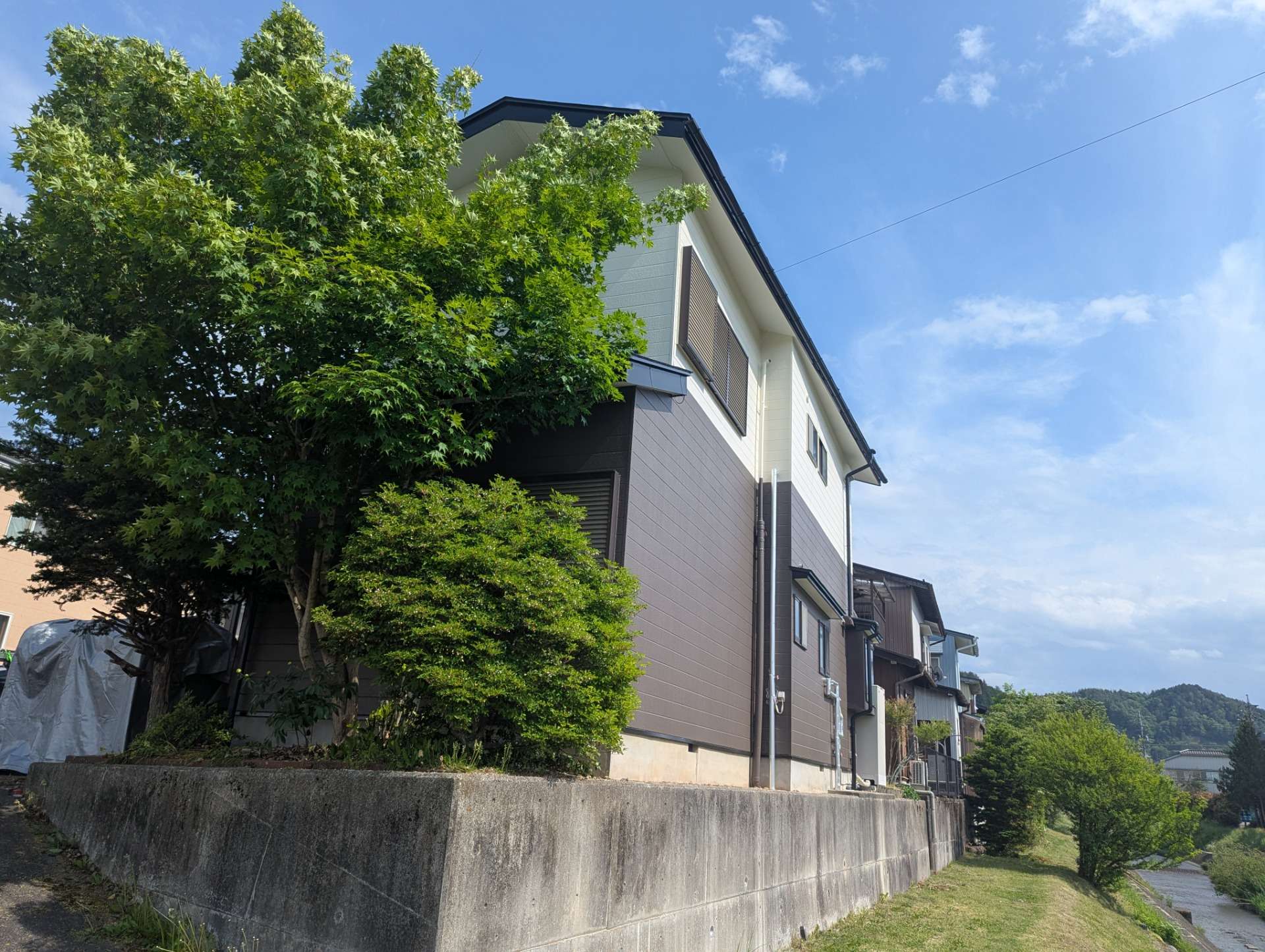 高山市花里町にて屋根外壁塗装工事