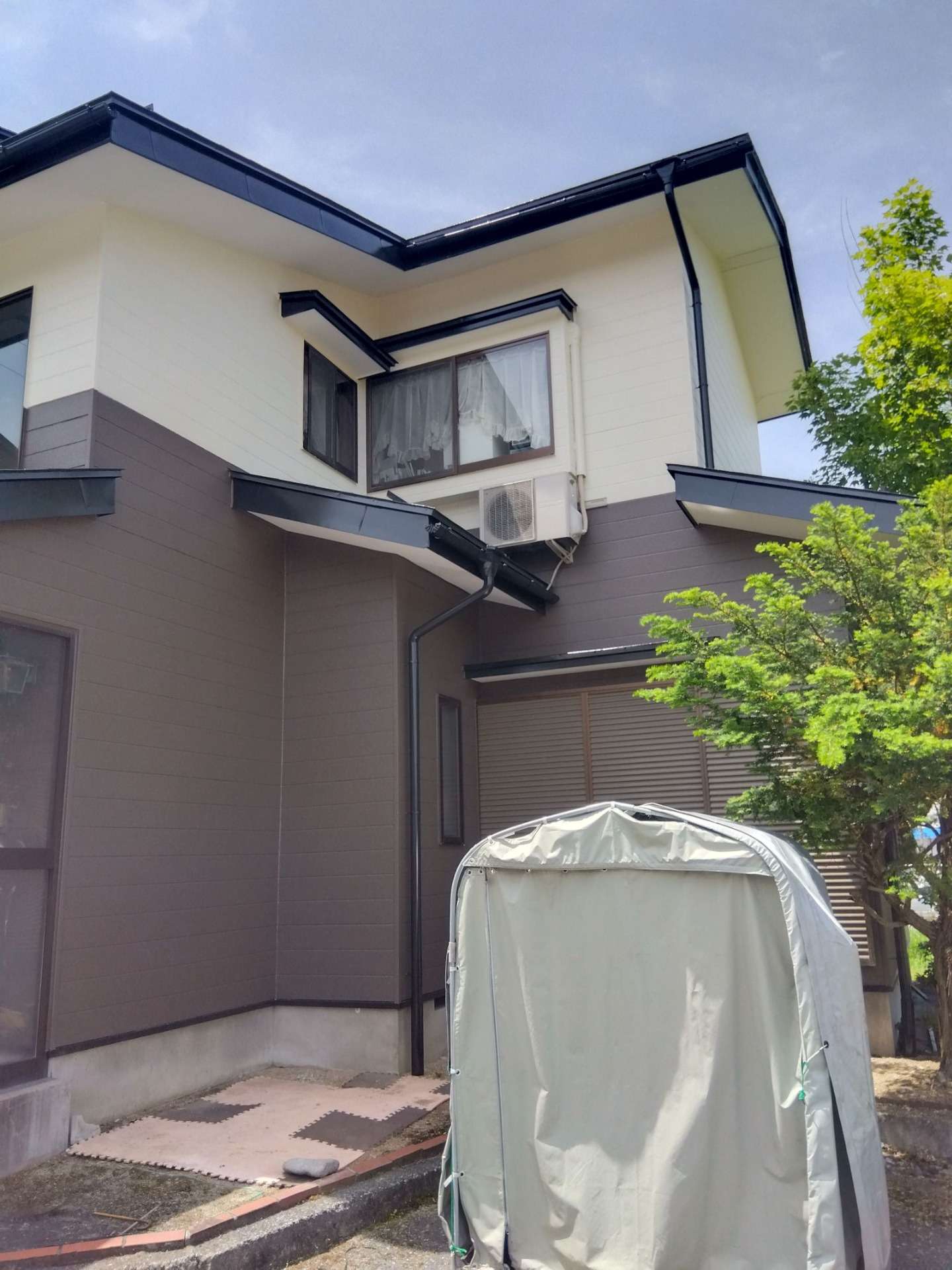 高山市花里町にて屋根外壁塗装工事