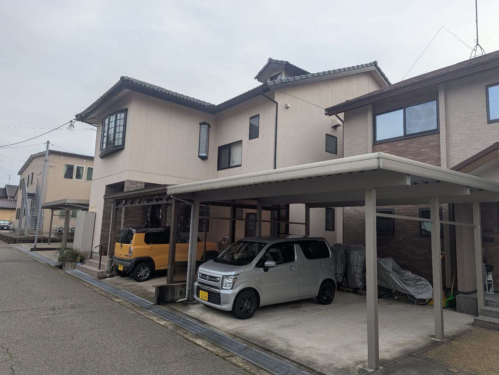 金沢市にて屋根外壁の塗装工事