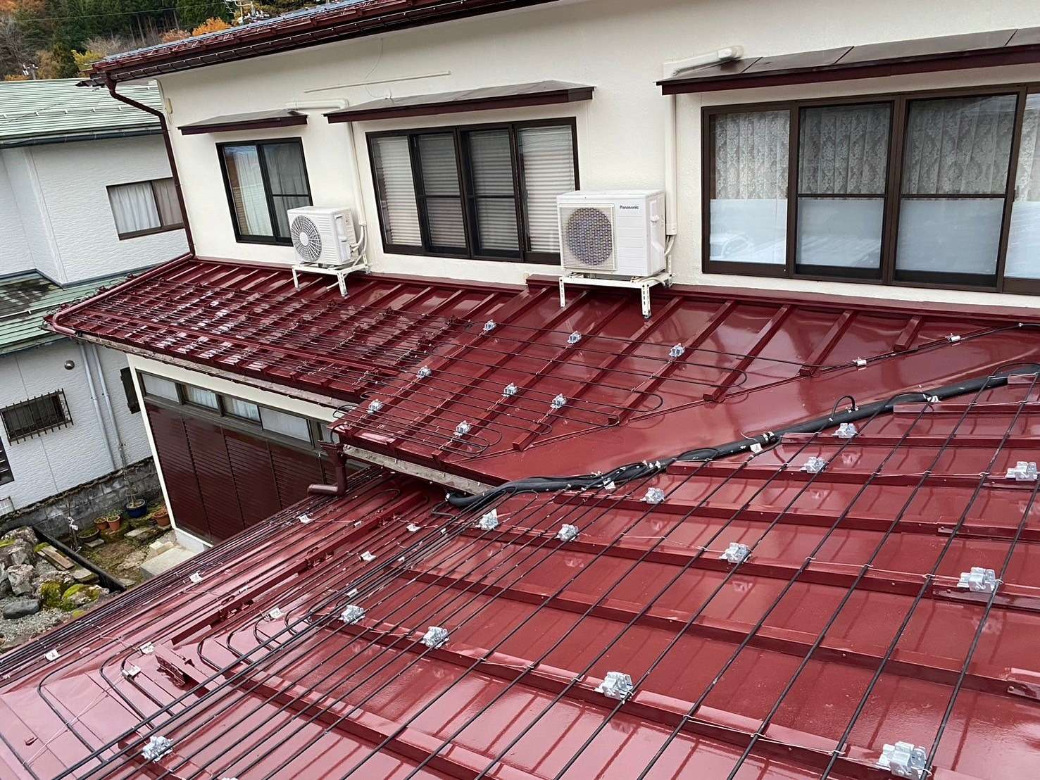 飛騨市神岡町東雲にて屋根塗装工事