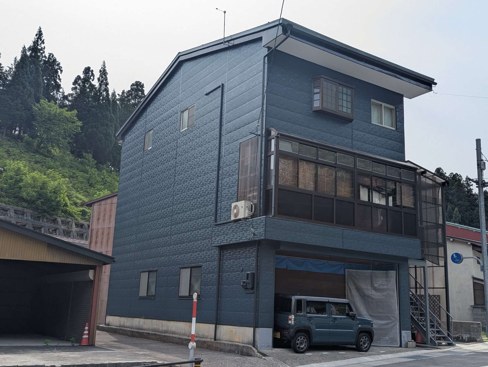 飛騨市神岡町にて屋根外壁塗装工事