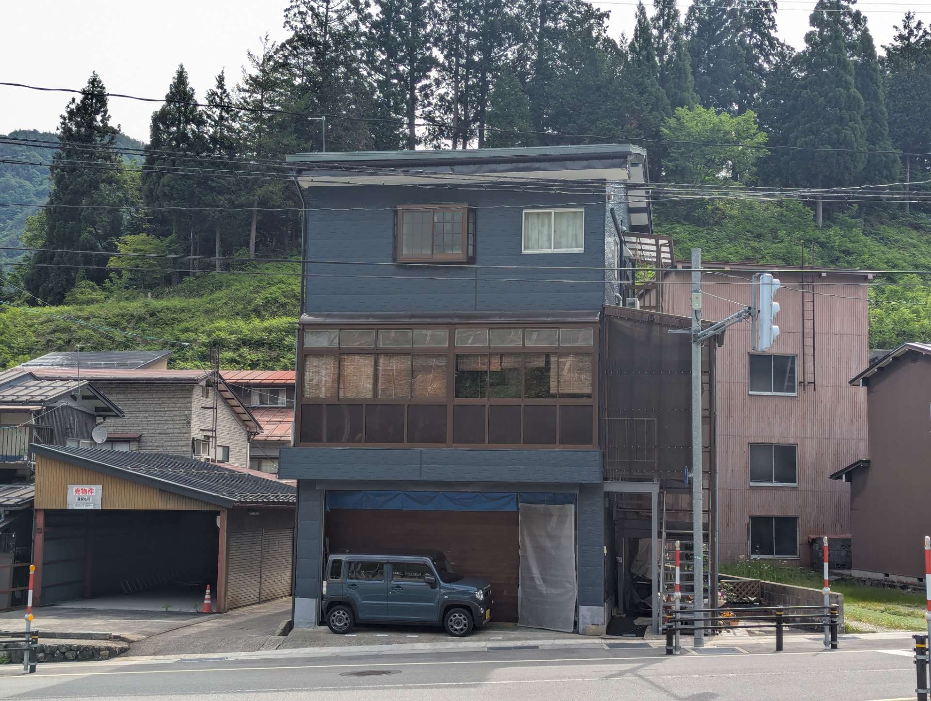 飛騨市神岡町にて屋根外壁塗装工事