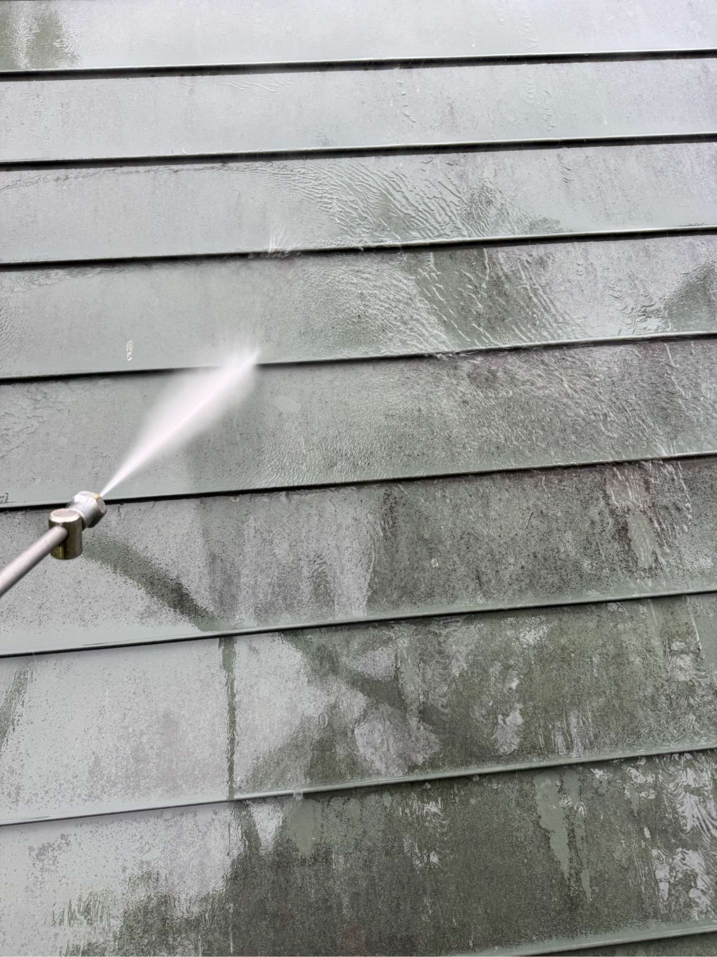 郡上市高鷲町にて屋根塗装工事