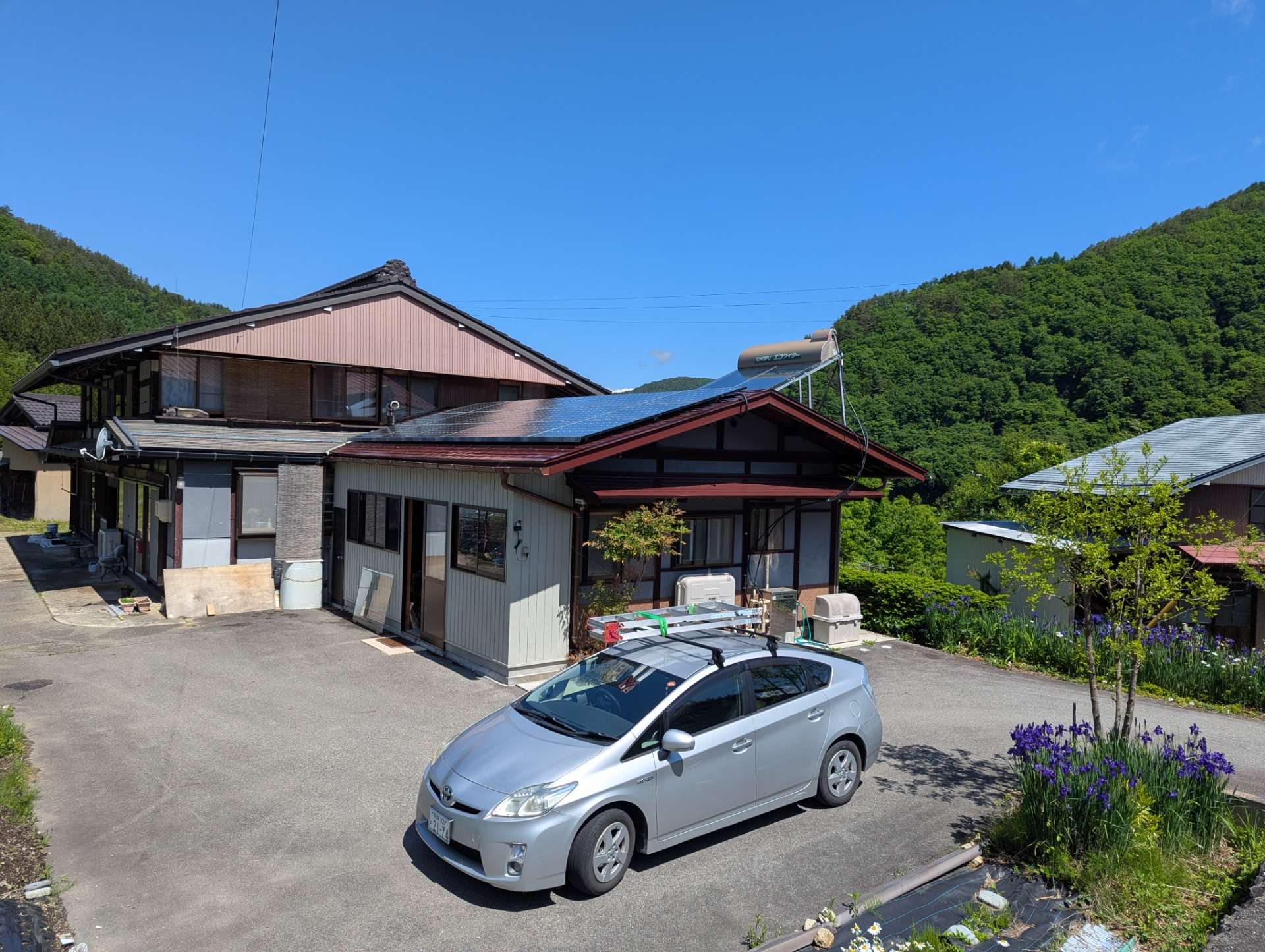 高山市朝日町にて屋根塗装工事