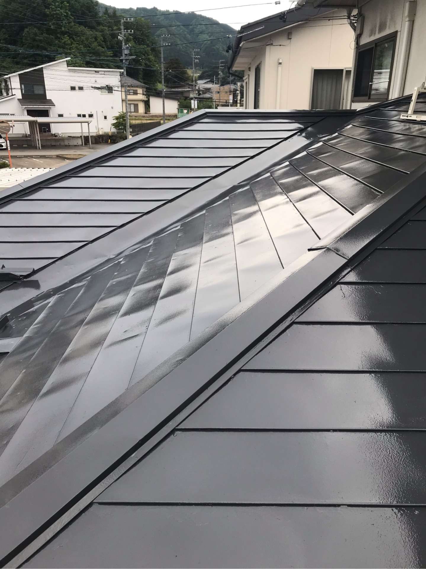 高山市江名子町にて屋根塗装工事