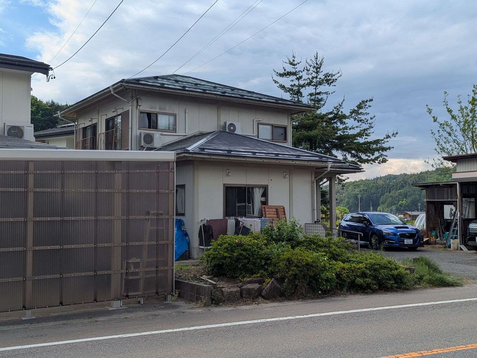 高山市江名子町にて屋根塗装工事