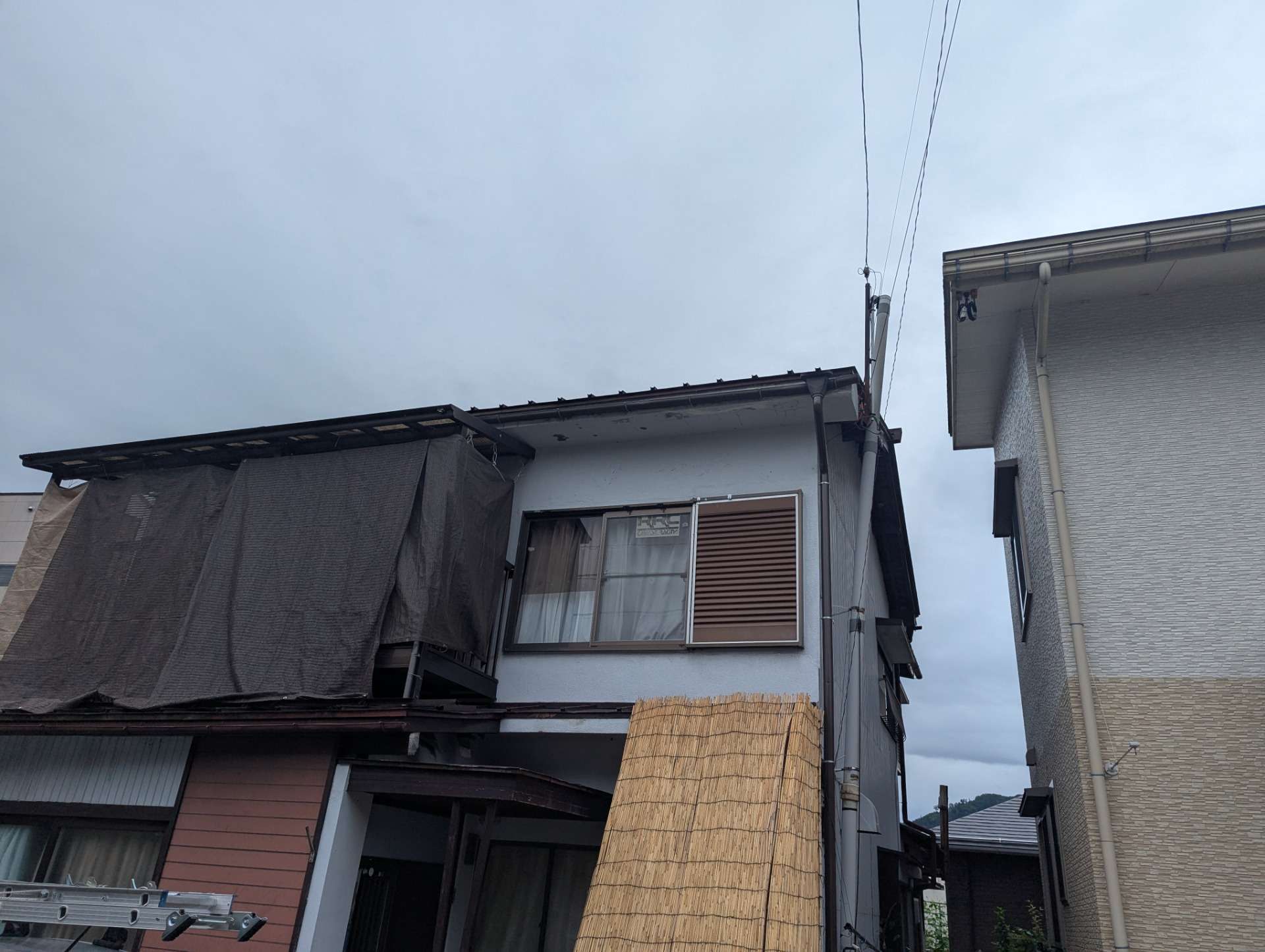 高山市国府町にて雨樋工事