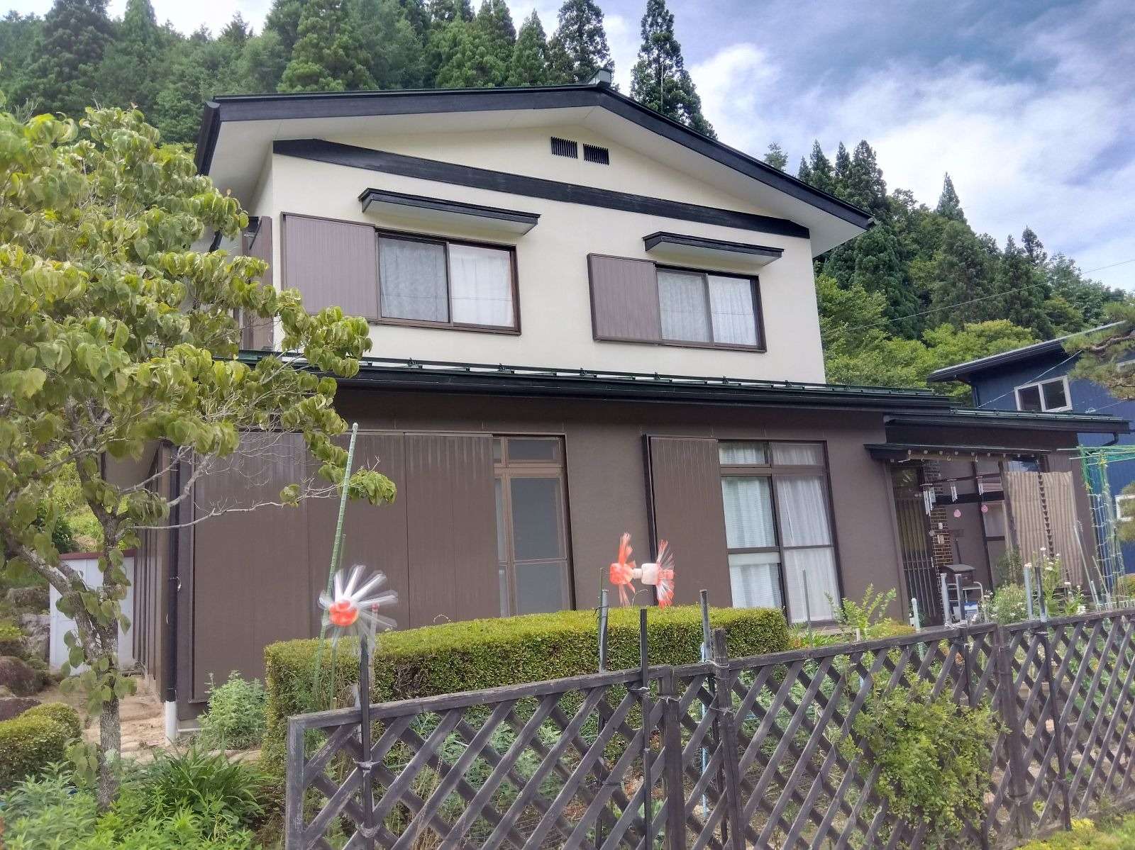 高山市国府町にて改修塗装工事