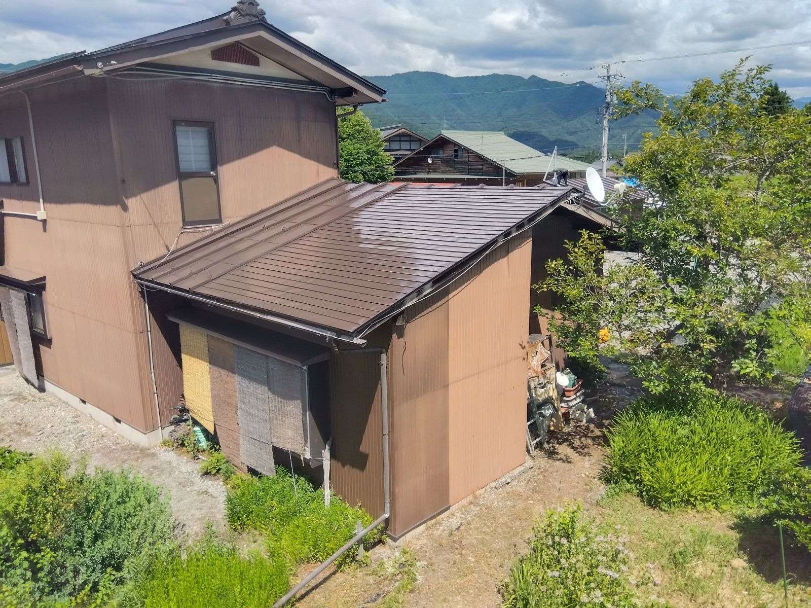 飛騨市神岡町にて屋根塗装