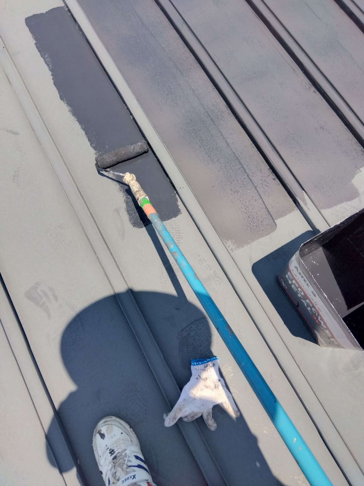 高山市若達町にて屋根塗装