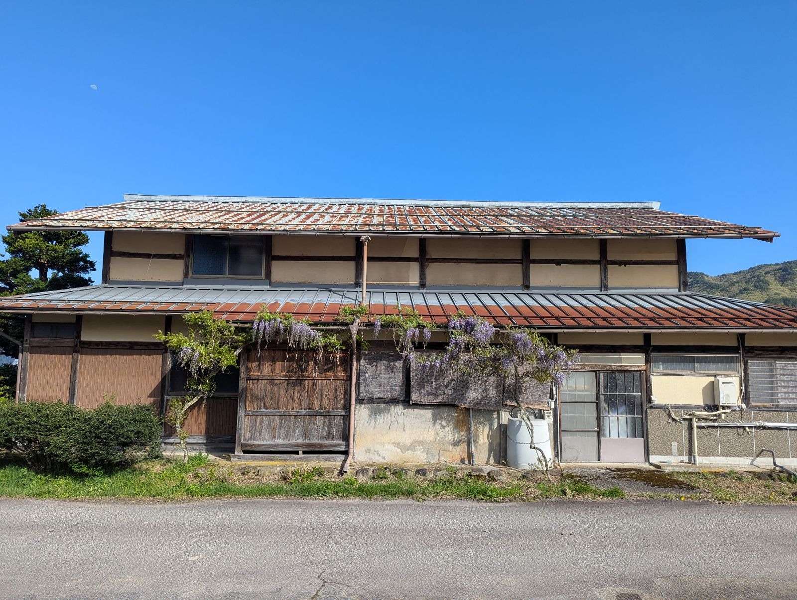 高山市新宮町にて屋根塗装工事