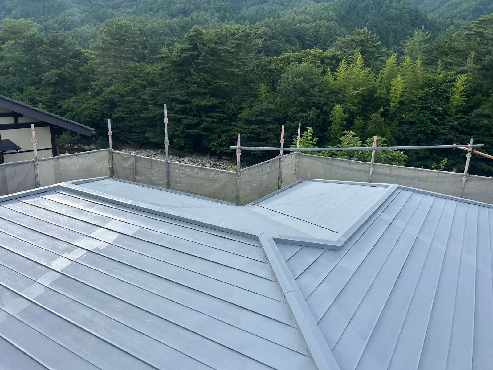 高山市一之宮町にて改修塗装工事