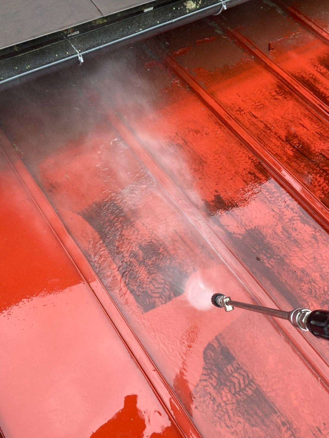 高山市清見町にて屋根塗装工事