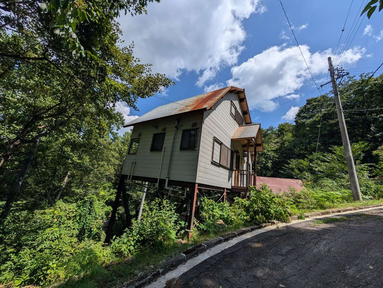 郡上市高鷲町にて屋根塗装工事