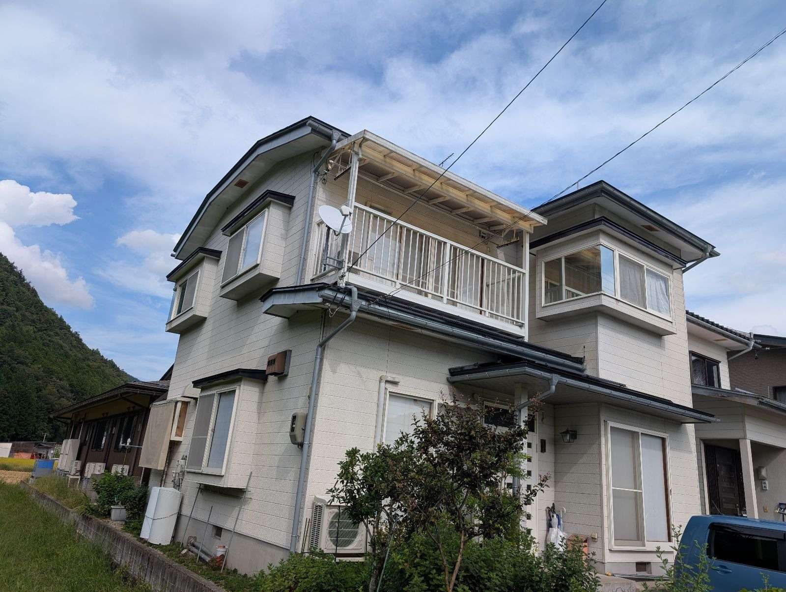 高山市下切町にて屋根塗装工事