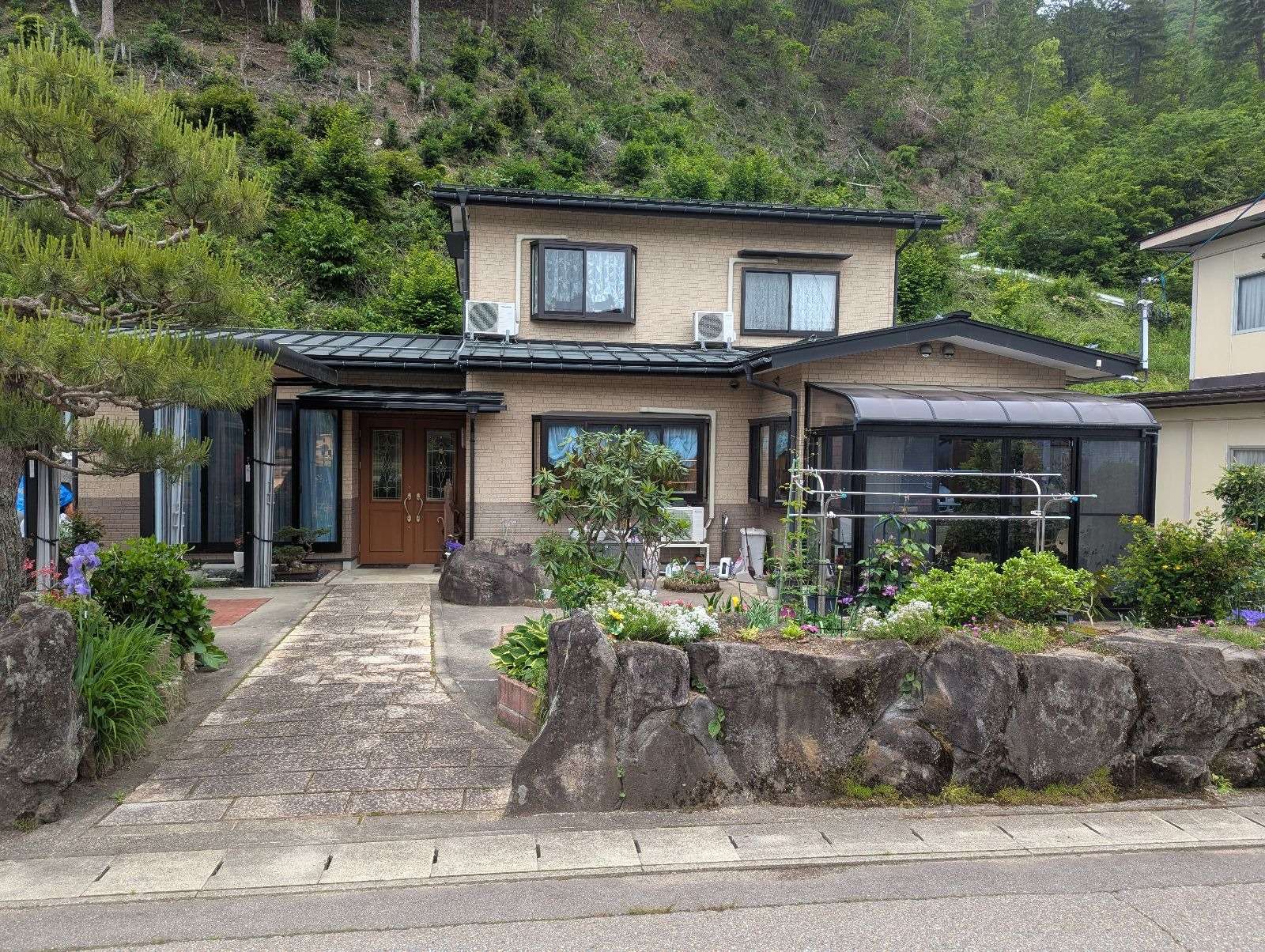 高山市清見町にて改修塗装工事