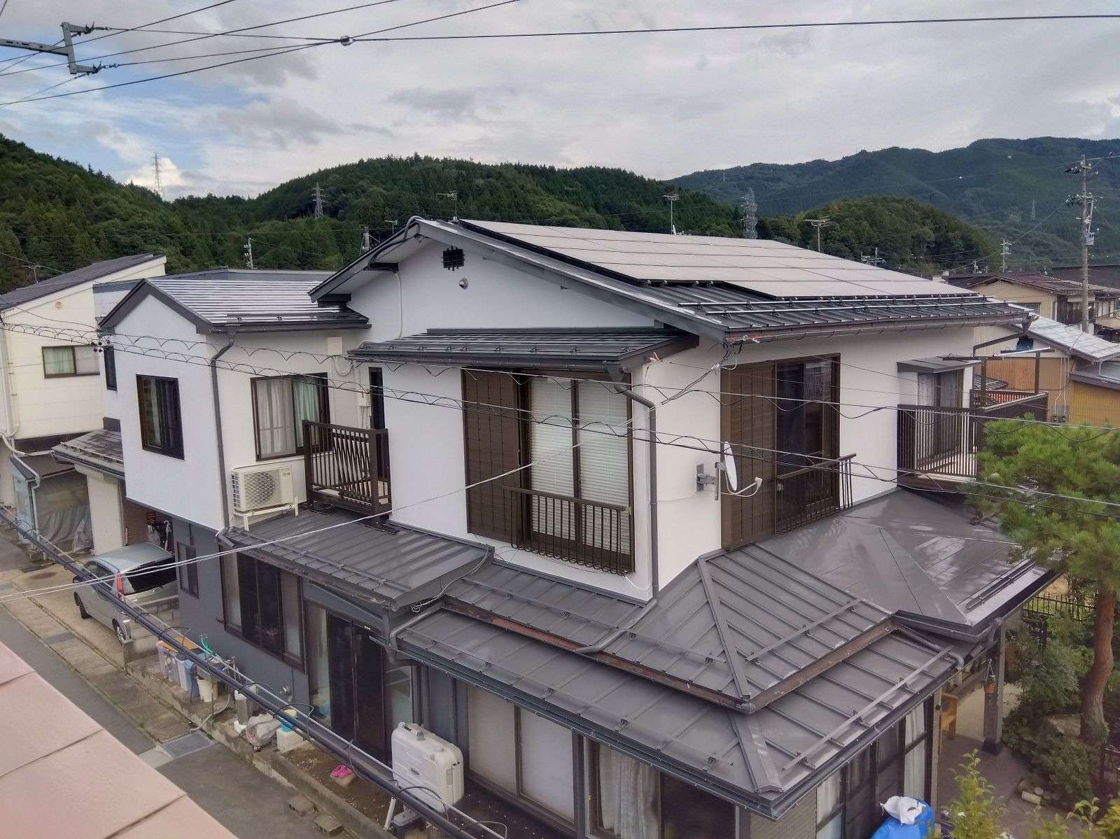 高山市片野町にて改修塗装工事