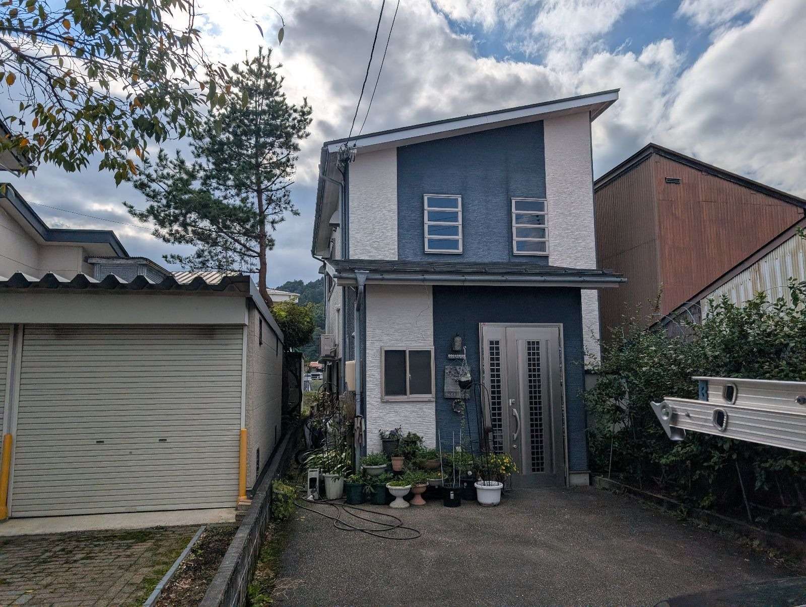 高山市片野町にて改修塗装工事