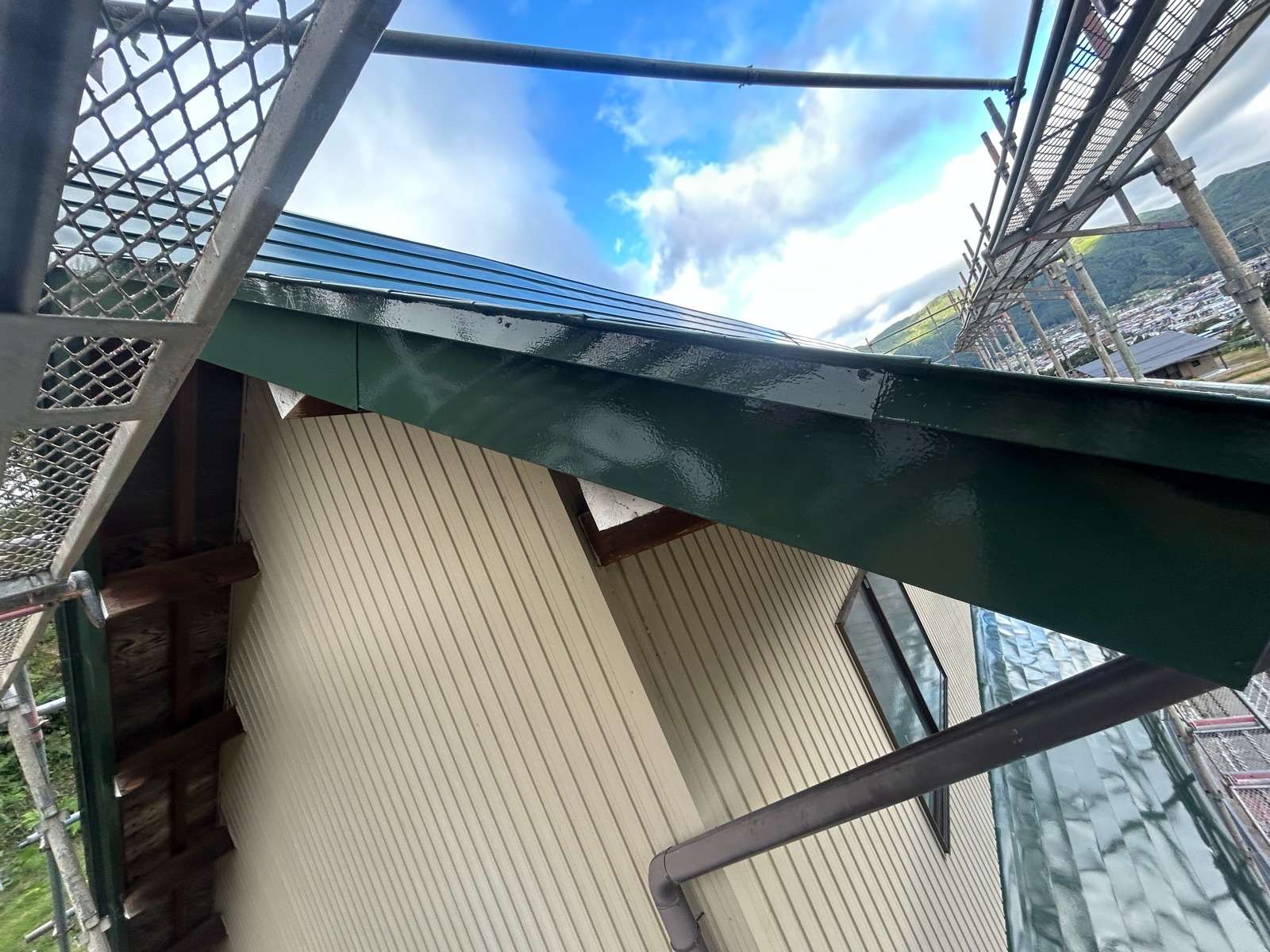 飛騨市古川町にて屋根塗装工事