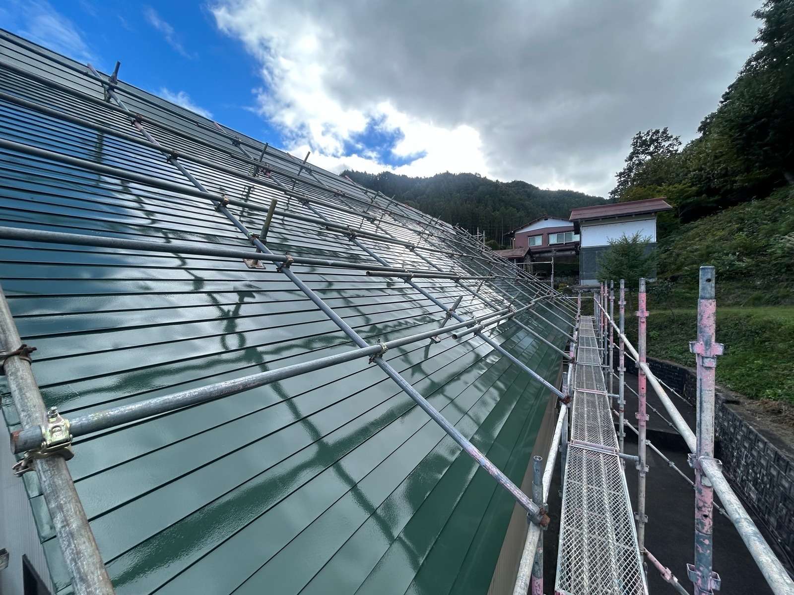 飛騨市古川町にて屋根塗装工事