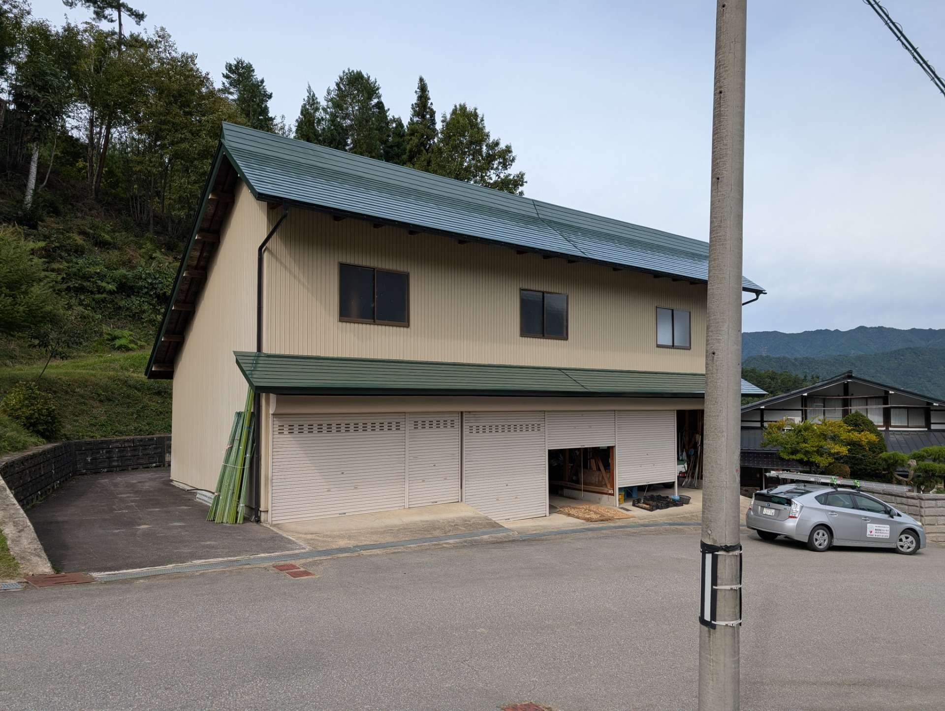 飛騨市古川町にて屋根塗装工事