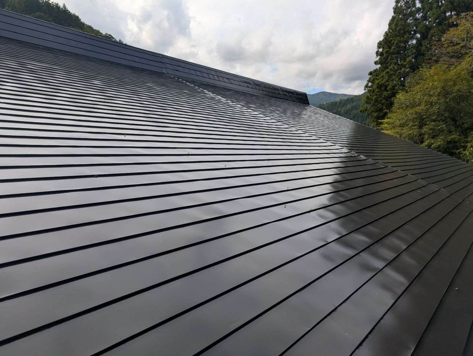 飛騨市宮川町にて屋根塗装工事