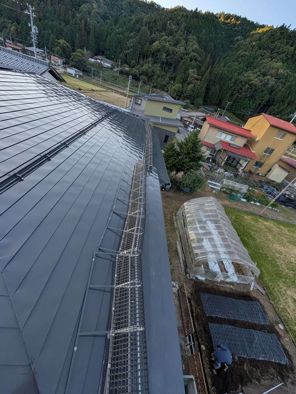 高山市下切町にて屋根塗装工事