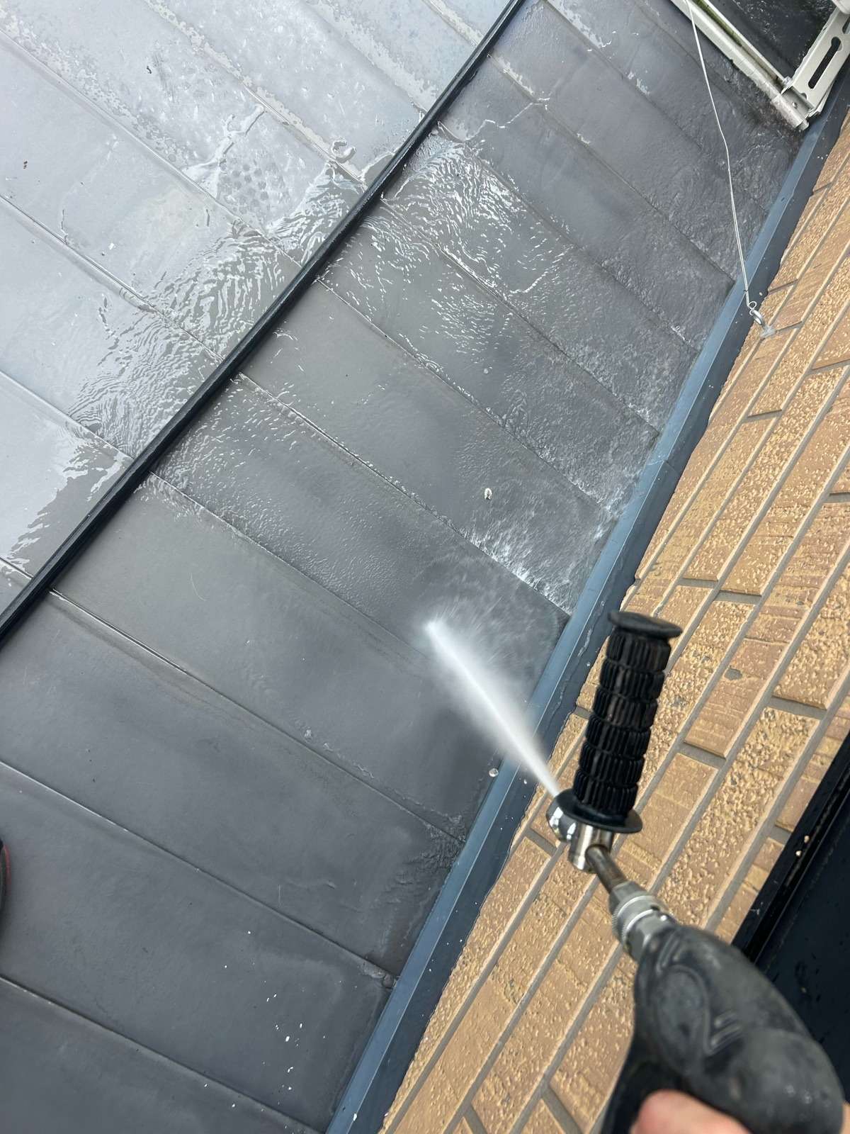 高山市下切町にて屋根塗装工事