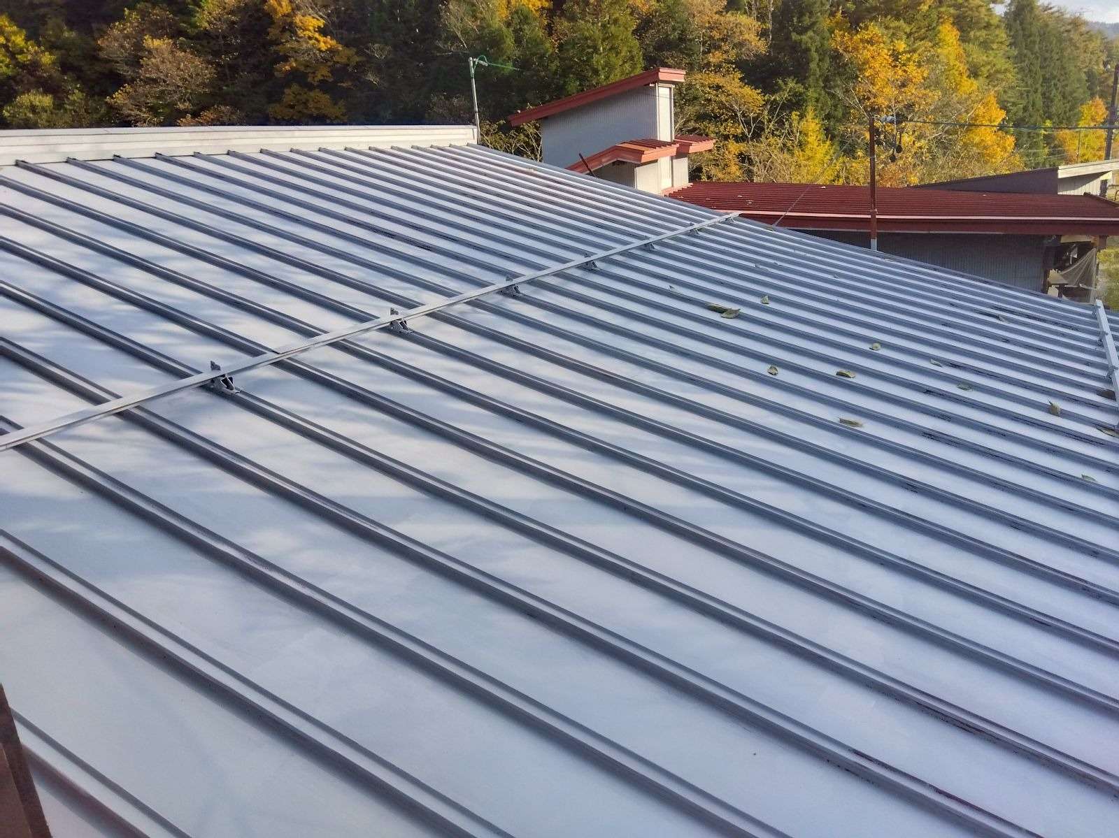 高山市国府町にて屋根塗装工事