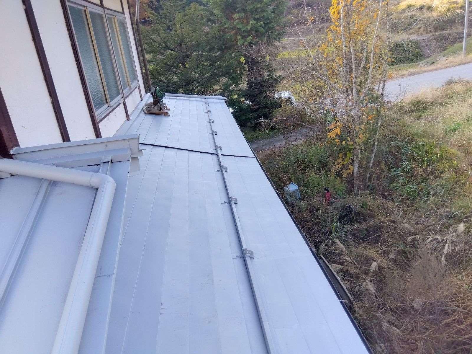 高山市国府町にて屋根塗装工事