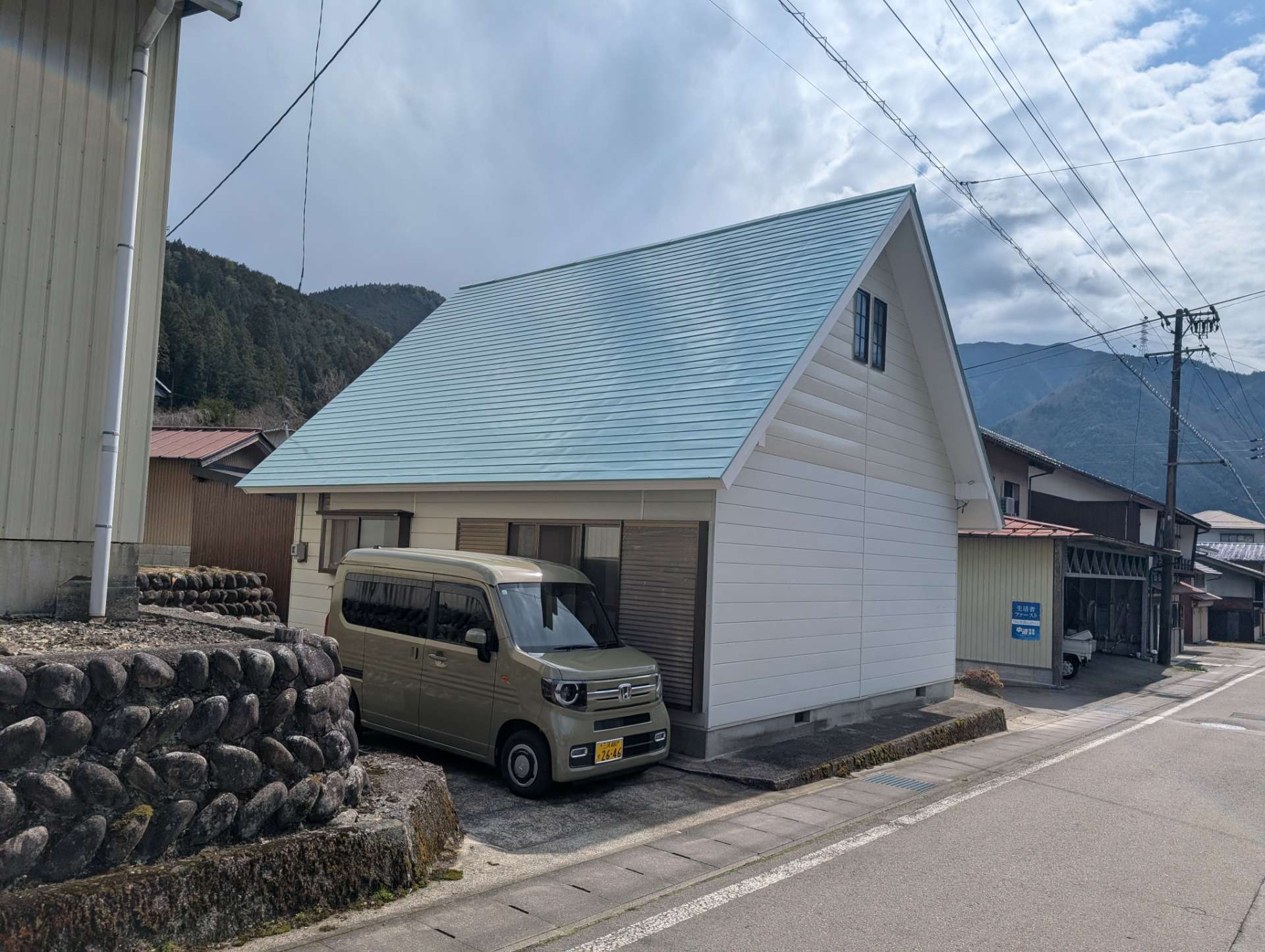 郡上市明宝にて改修塗装工事