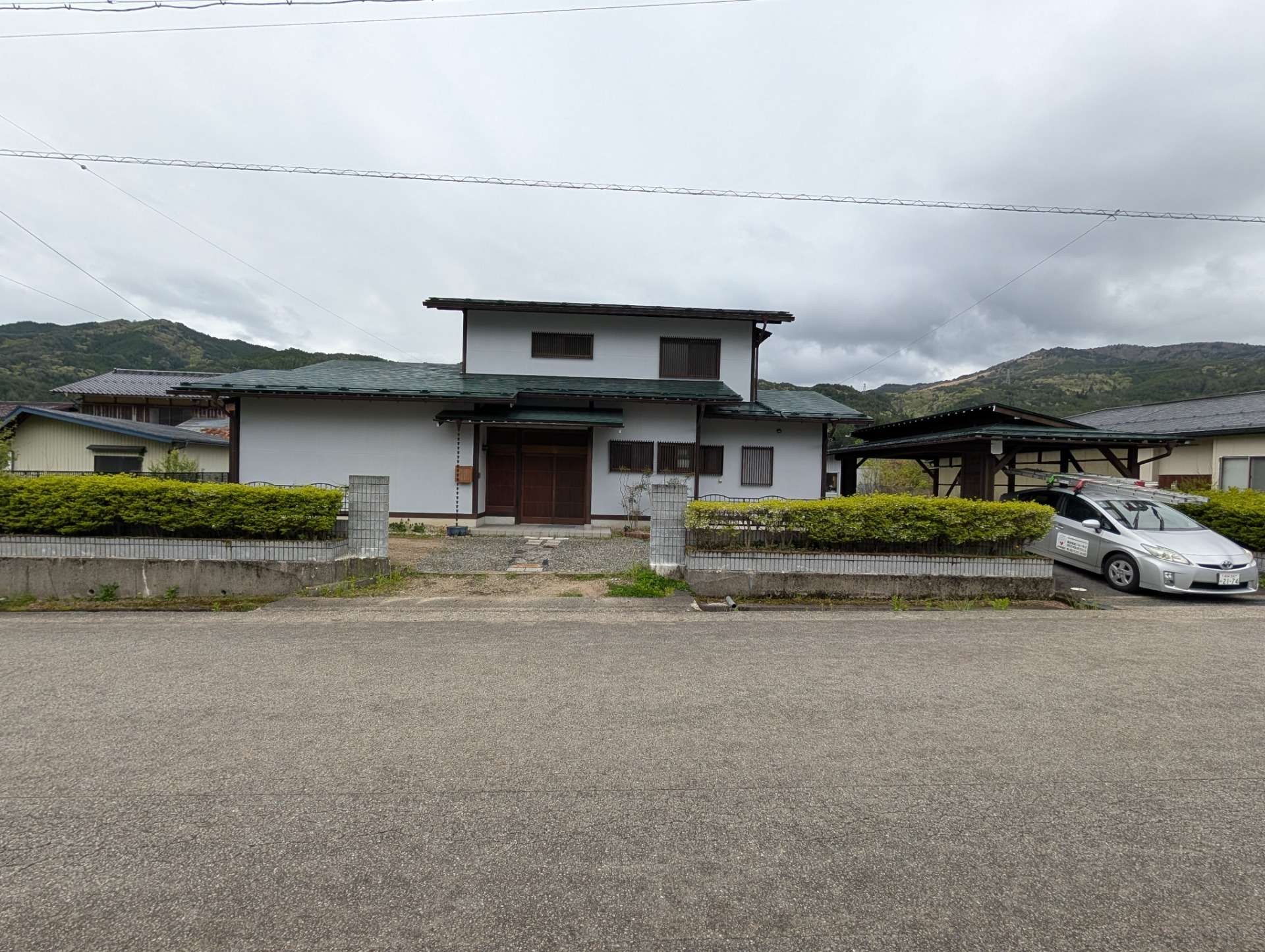 高山市一之宮町にて改修塗装工事