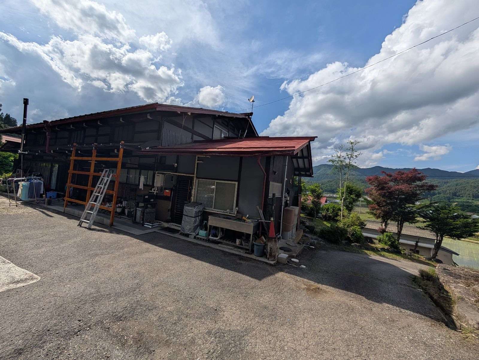 飛騨市古川町にて屋根重ね葺き工事
