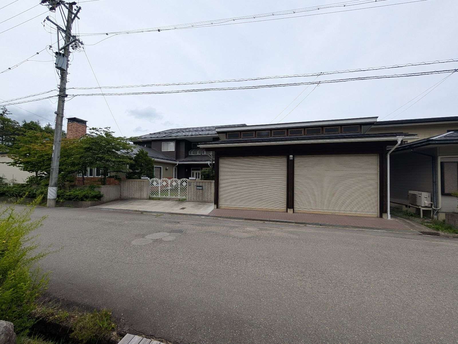 高山市清見町にて改修塗装工事