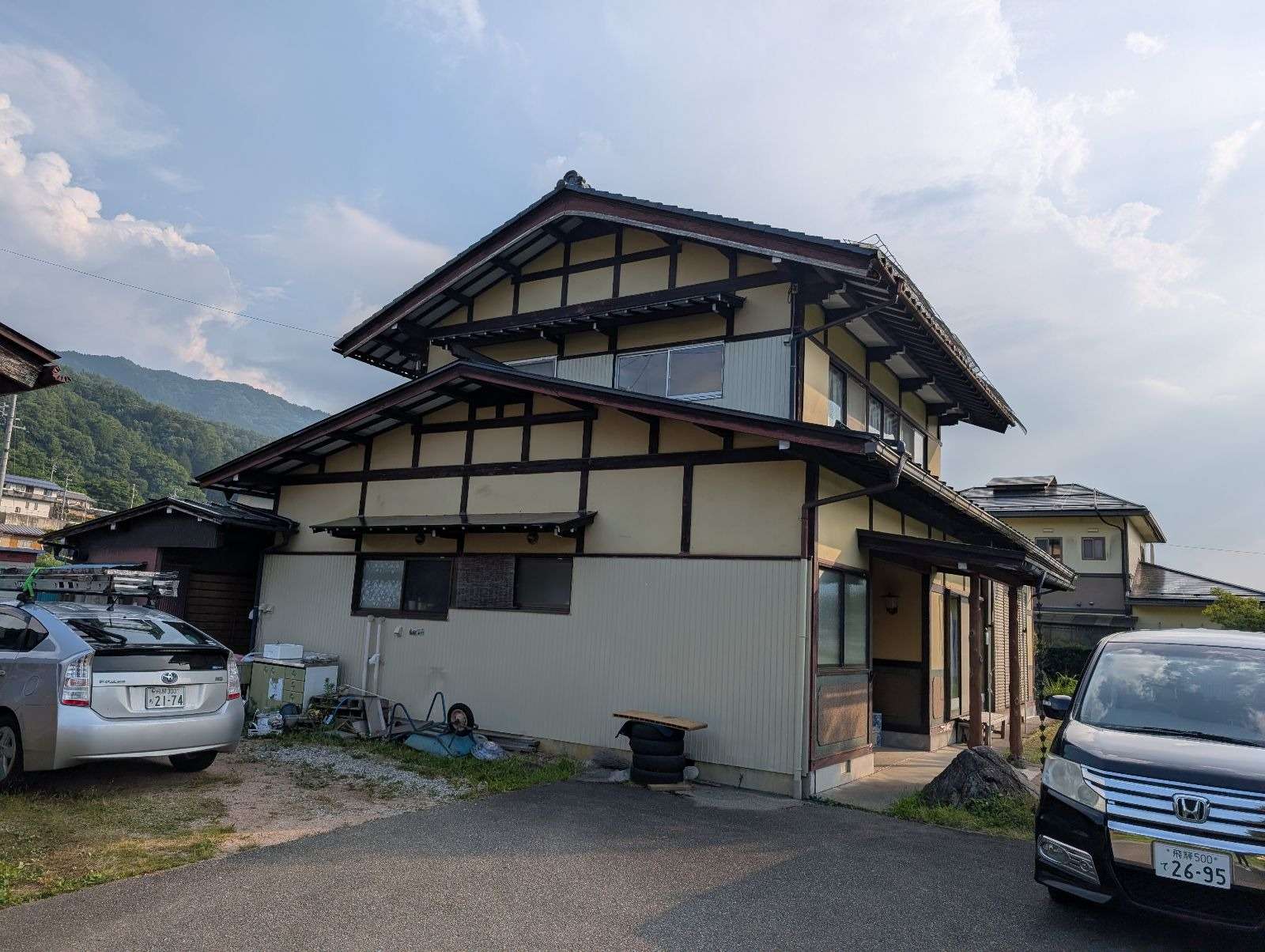 高山市一之宮町にて改修塗装工事