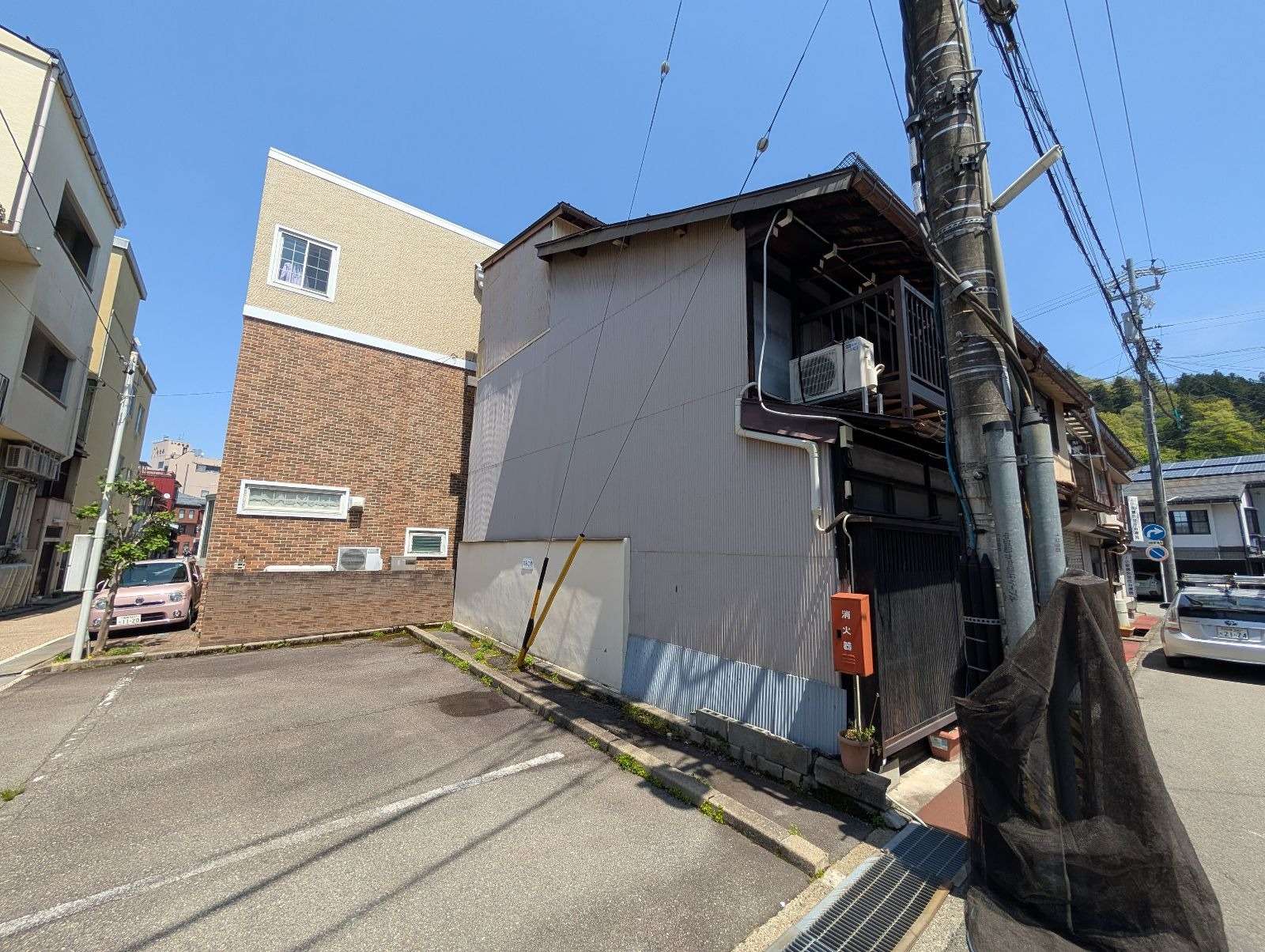 高山市川原町にて改修塗装工事