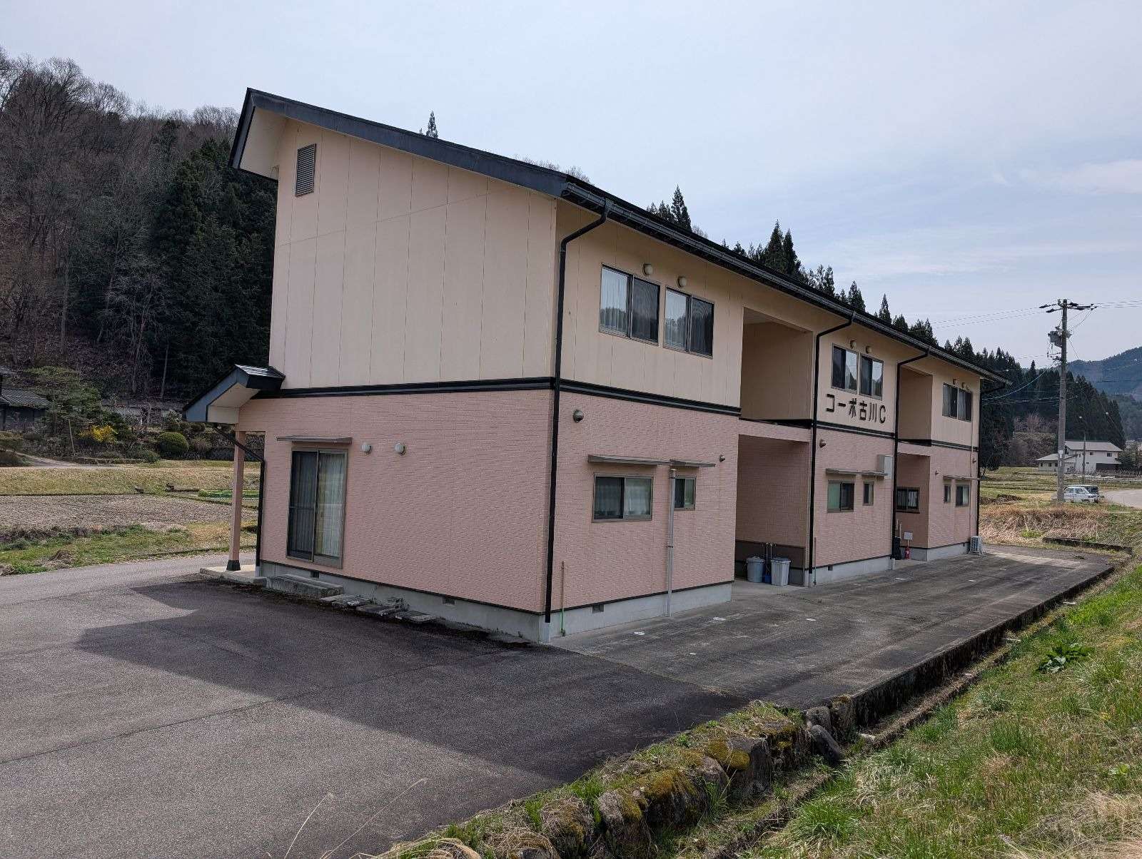 高山市国府町にて改修塗装工事