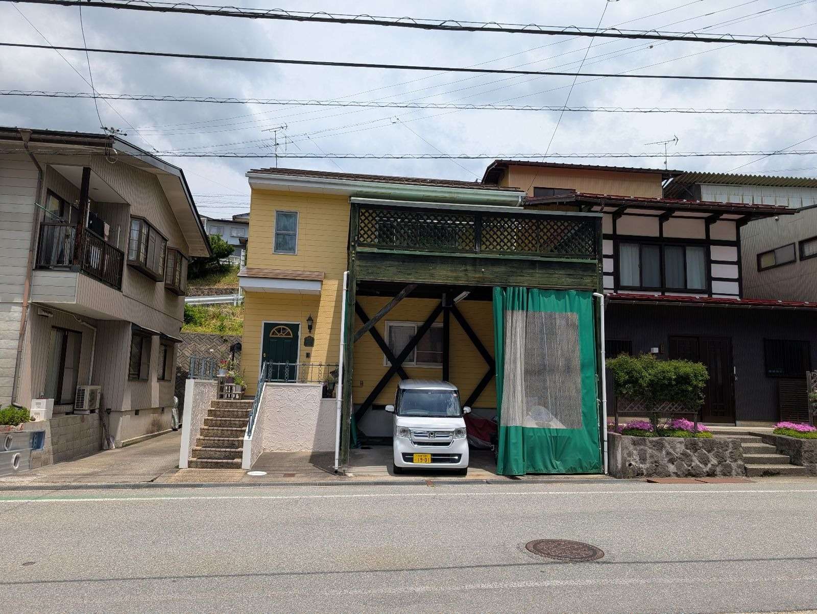 高山市曙町にて改修塗装工事